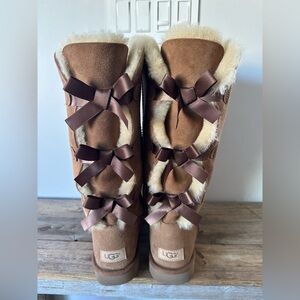 UGG women's Tall Bailey Shearling-Lined Suede Boots - Chestnut size 10